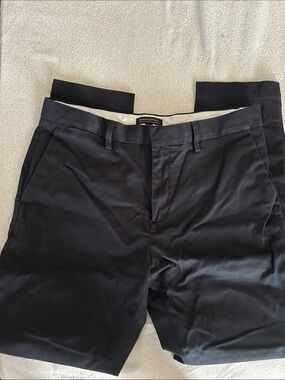 Banana Republic Men’s Navy Chino Shorts